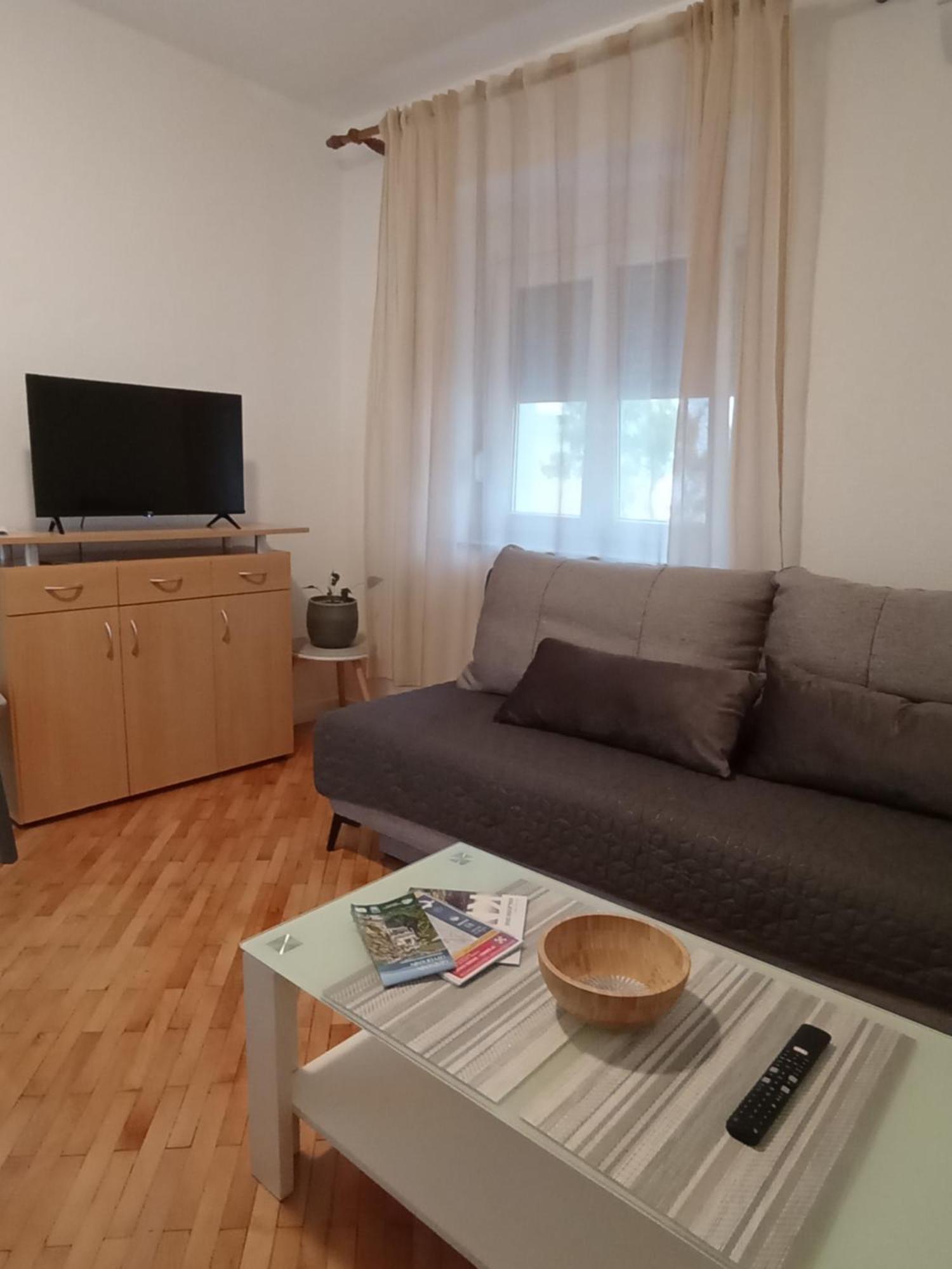 Luce Apartamento Kijevo Exterior foto