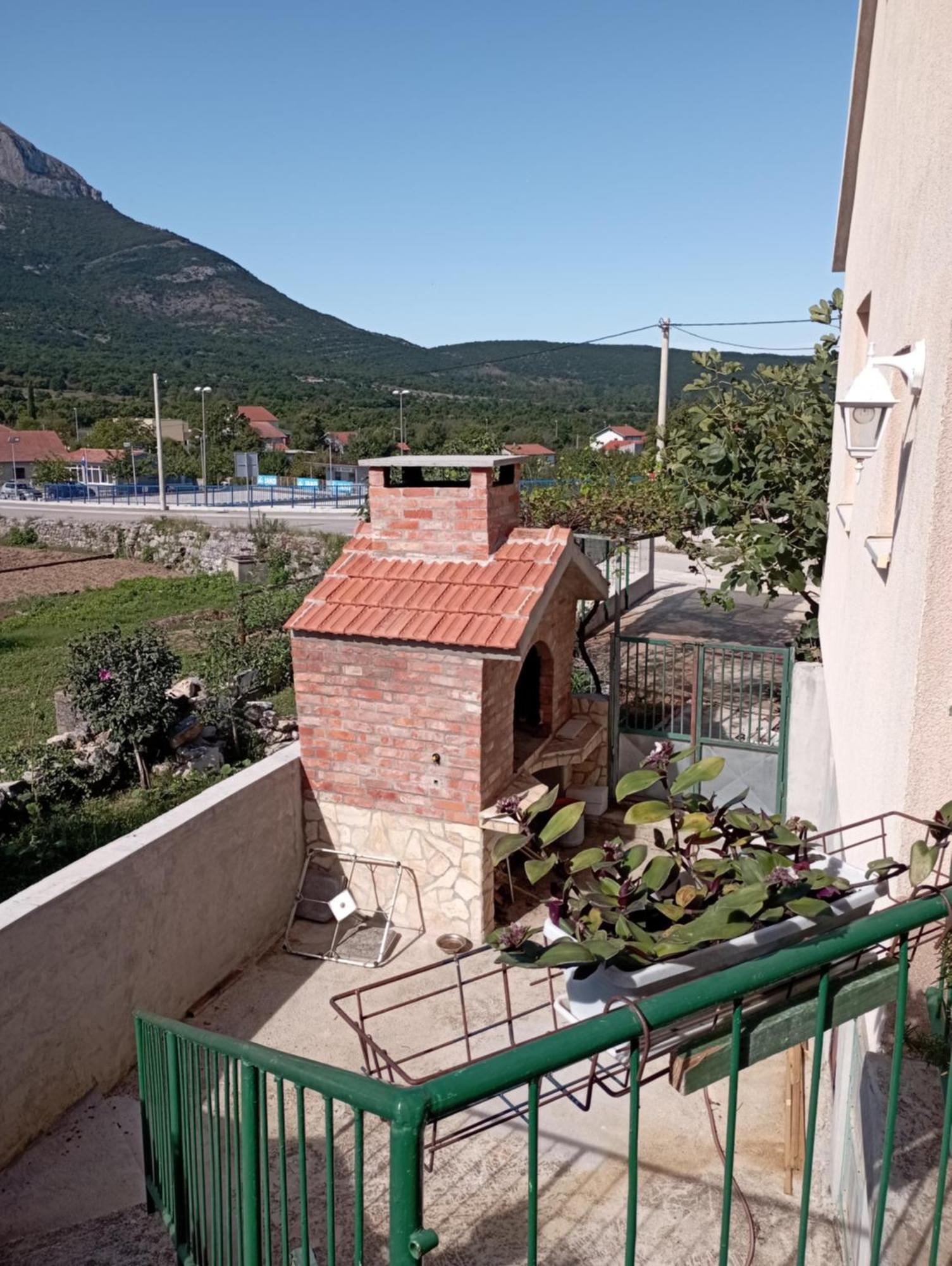 Luce Apartamento Kijevo Exterior foto